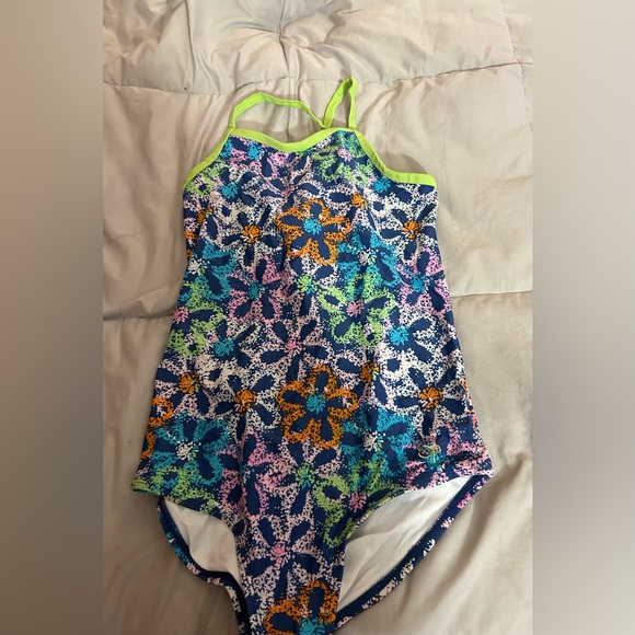 GIRLS LARGE SWIMSUIT - Picture 3 of 4